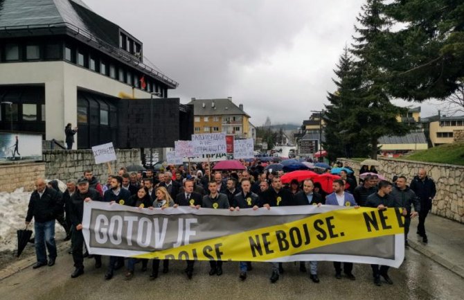 Bečić: Ne damo našu prirodu, ne damo Crnu Goru