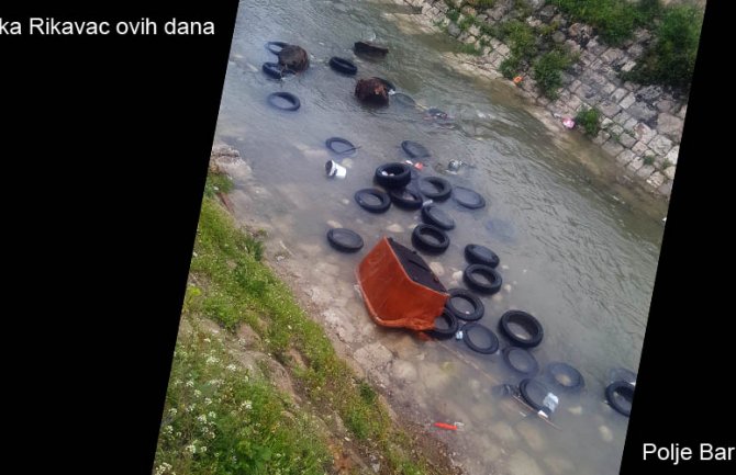 Gume završile u rijeci Rikavac