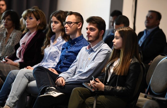 Djeca i mladi vjeruju u novu Strategiju o ostvarenju njihovih prava