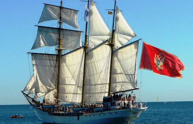 Ruta Tivat - Istanbul - Pirej: „Jadran“ kreće sjutra na petnaestodnevnu plovidbu