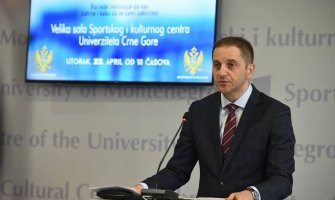 Šehović mladima: Biti nasilnik, nije dobro, nije popularno, ne pokazuje dominaciju i ne pokazuje snagu