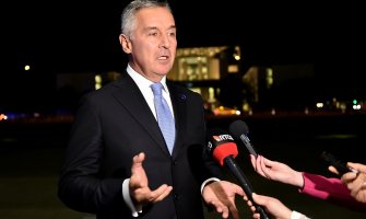 Đukanović: Nećemo povući zakon, Vučić ima otvoren poziv da dođe u CG