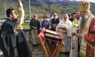 Albanci kod Gusinja ponovo pokušali da ometu crkveni obred