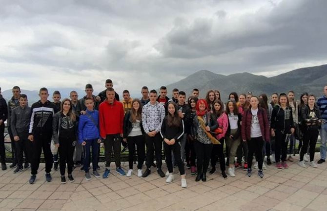 Nikšić: Polumaturanti otišli besplatno na ekskurziju