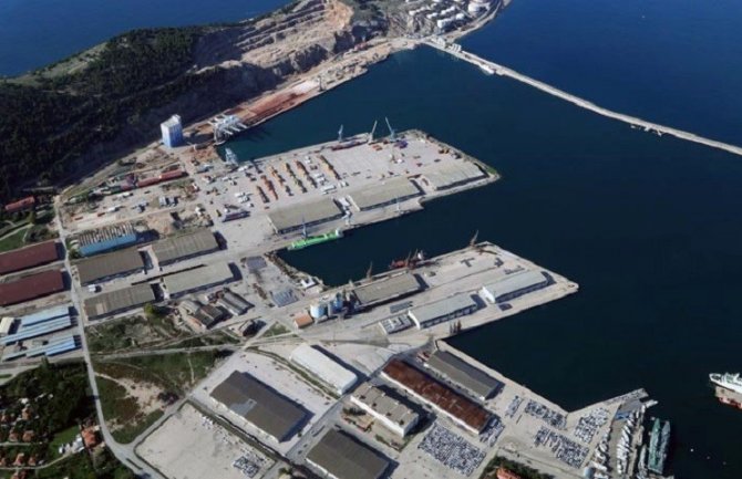 Luka Bar i Lučka uprava potpisali aneks ugovora