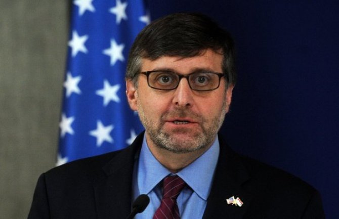 Cilj SAD, EU prosperitetan i miran region, Rusije nesređeno stanje