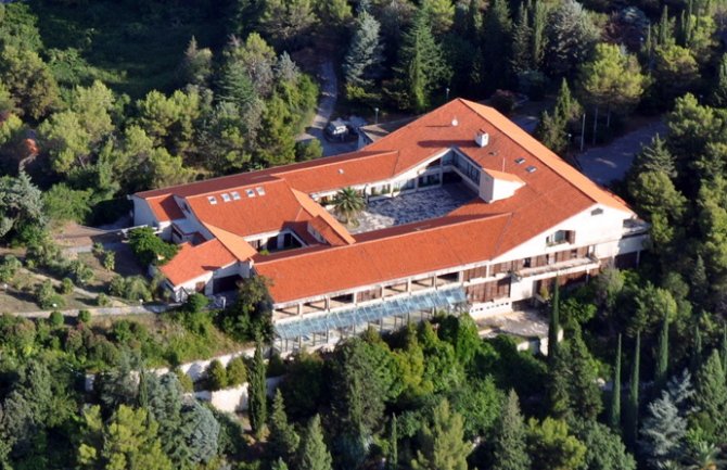 Titova vila u Igalu interesantna turistima iz cijelog svijeta