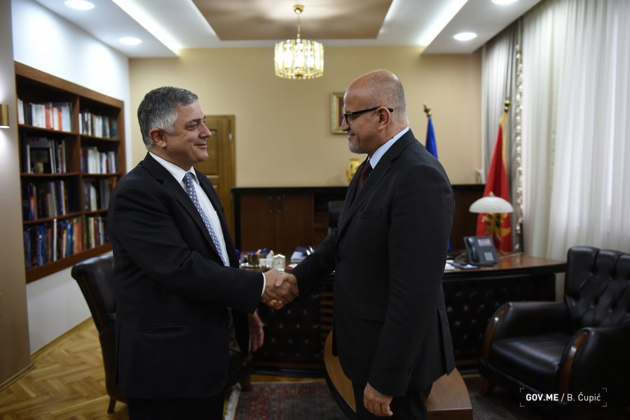 32897143087e921fd4607o