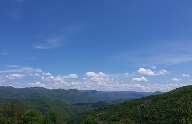 Danas promjenljivo oblačno, tokom noći kiša