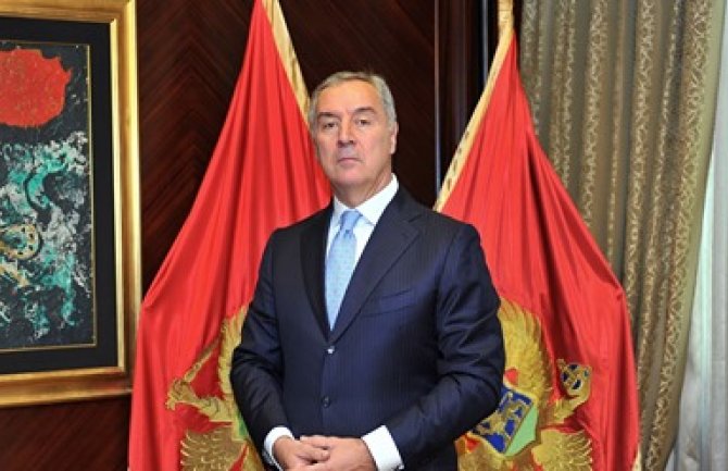 Đukanović sjutra s Gašparikovom