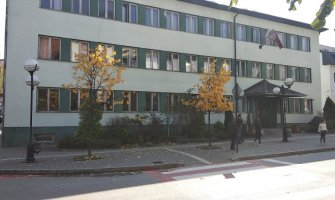 Rožajac prijeti da će se ubiti u zgradi opštine