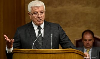 Premijer: Odgovor na slučaj davanja koverte novca Stijepoviću dale su nadležne institucije