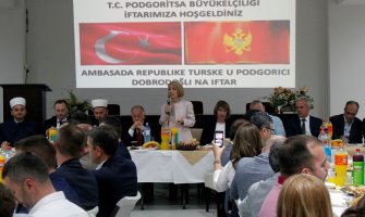 Ambasada Turske u Crnoj Gori priredila svečani iftar