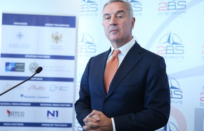 Đukanović:  Marković nije pozvao opoziciju u prelaznu vladu, već na dijalog