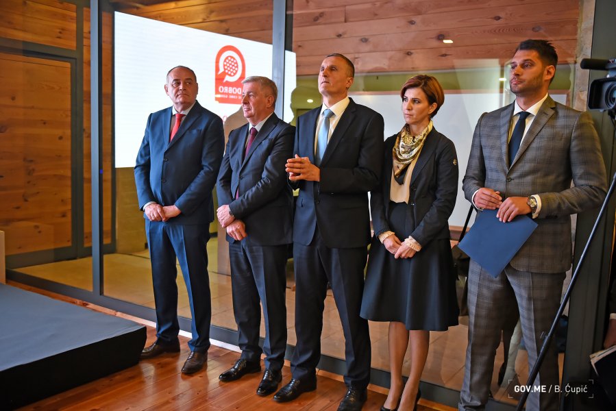 479927930180c67ce639do