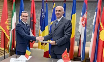 Uspješni u borbi protiv organizovanog kriminala: Rumunski policajci tokom turističke sezone u CG 