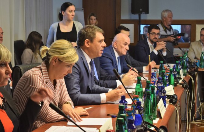 Crna Gora da nastavi sa napretkom u skladu sa smjernicama EK