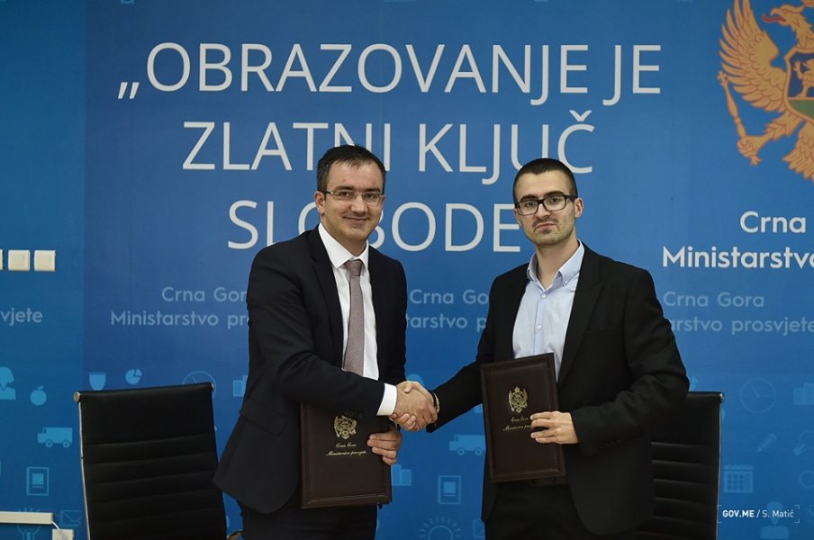 6247100911018522266908883509404407328407552n