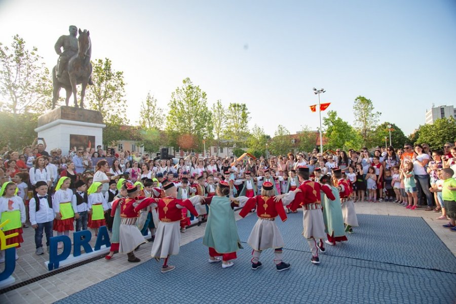 6466171811024846299609815453584571486437376n