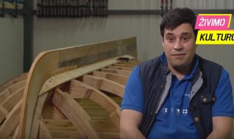 Izradom drvenih barki afirmiše nematerijalnu baštinu Crne Gore