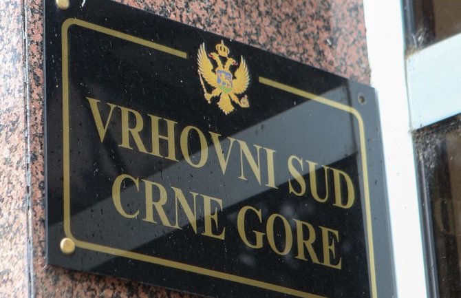 Za ubistvo starice osuđenima 82 godine zatvora