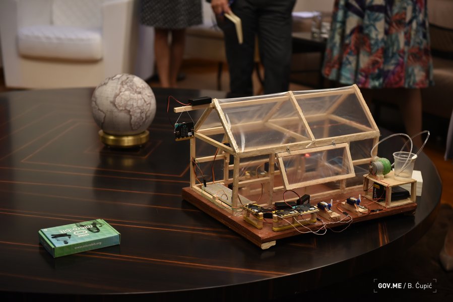 48091574427e01852d8eco