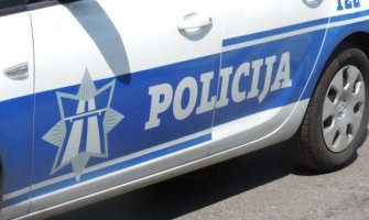 U Podgorici uhapšene dvije osobe: Pronađeni oružje i droga
