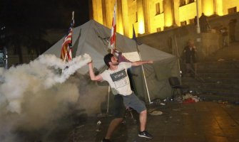  Gruzija: Na protestima povrijeđeno 69 osoba (VIDEO)