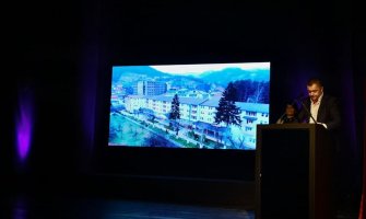 Pogledajte kako se u ovoj ustanovi u Bijelom Polju voli i poštuje starost  (VIDEO)