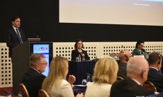 Crna Gora jača nacionalne kapacitete i aktivno doprinosi globalnoj borbi protiv ilegalnih migracija i terorizma