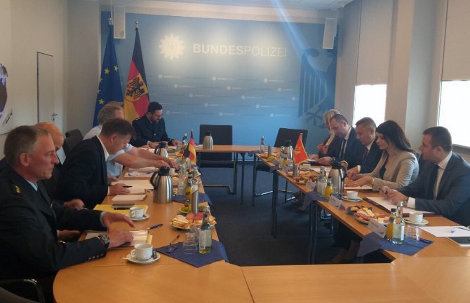 Veljović u posjeti Njemačkoj policiji:Pozdravili rezultate crnogorske policije na putu evropskih integracija