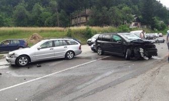 Saobraćajna nezgoda u Rakonjama (FOTO)