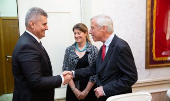 Spremni za parlamentarnu saradnju sa UK