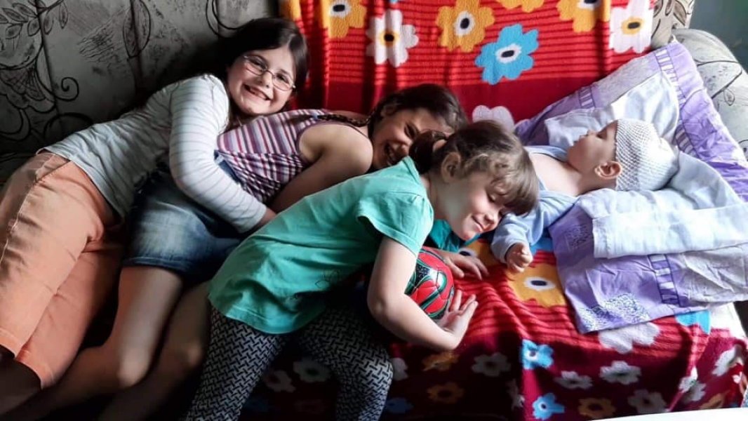 6589242823218948878939735255106968732827648n