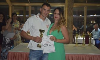 Pripadnik CG obezbjeđenja spasio dječaka koji se davio u bazenu u Vrnjačkoj Banji