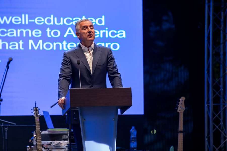 6546784425739606526222178458769499120730112n