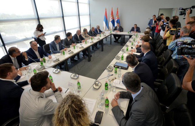 Milačić iz Kraljeva: Sastanak Srba iz regiona sa Vučićem ohrabrujući