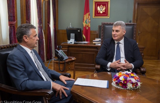 Odnosi Crne Gore i Kosova prijateljski