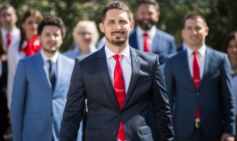  Leković: Mladost CG mora ustati zbog svoje zemlje, svoje budućnosti, potomaka...