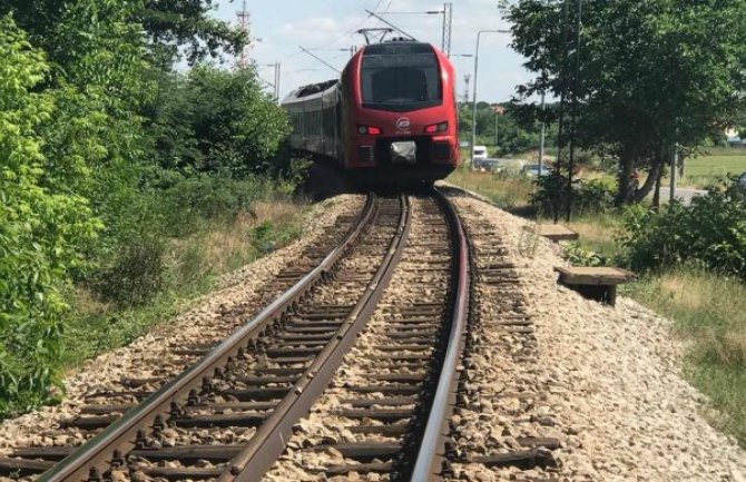 BiH: Teretni voz usmrtio muškarca u kasnim večernjim satima kod Ilidže