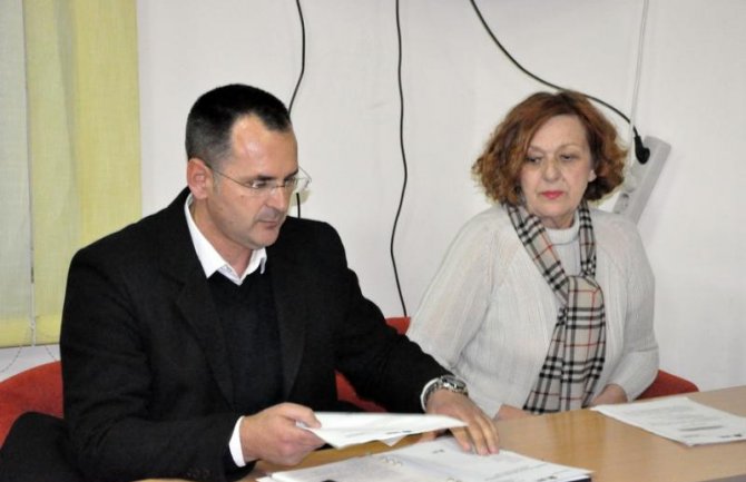 Radnjić: O Aerodromu Tivat da se pitaju stvarni vlasnici – građani Tivta