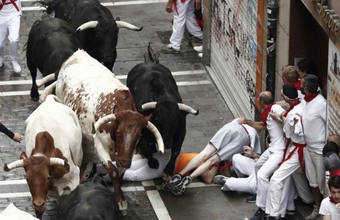 Najmanje petoro povrijeđeno u trci sa bikovima