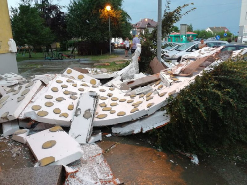 00IMG73879ebae09be54b9d40120