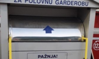 Tivat: Sređeni kontejneri za polovnu garderobu