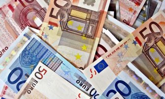 Političke partije prihodovale prošle godine 9,2 miliona eura