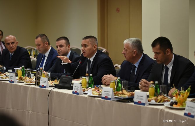Saradnja policije i ambasada i međunarodnih organizacija u CG sadržajna i kvalitetna sa konkretnim rezultatima