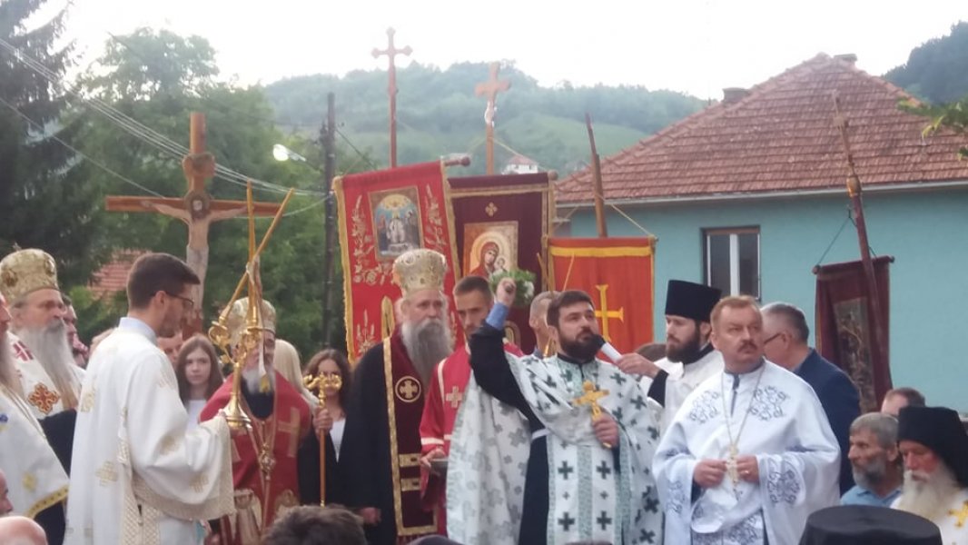 6672155718824217651941622251643335141752832n