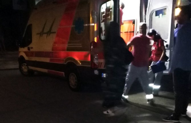 Glumica tokom predstave na Barskom ljetopisu pala sa scene i povrijedila se