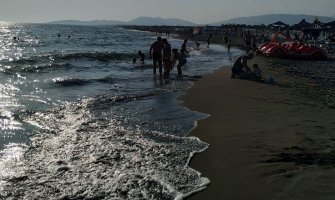 Od danas osjetno toplije i bez kiše