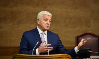 Rebalansom mijenjamo dio državnog duga povoljnijim po CG